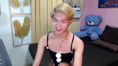 urasian_john20 online show from 1, 5, 2026