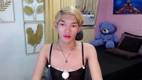 urasian_john20 online show from 7, 5, 2026