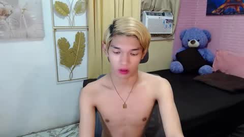 urasian_john20 online show from 22, 5, 2026