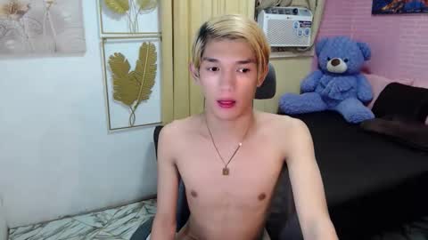 urasian_john20 online show from 25, 5, 2026