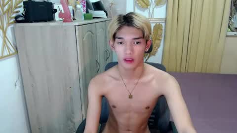 urasian_john20 online show from 4, 7, 2026