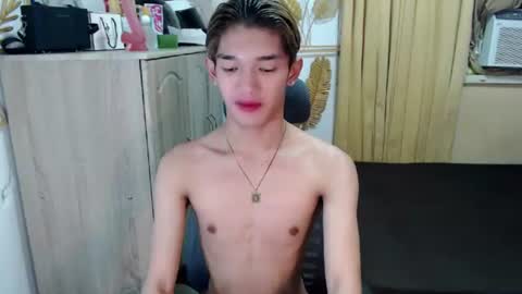 urasian_john20 online show from 7, 7, 2026