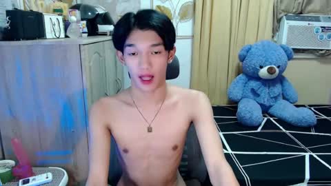 urasian_john20 online show from 25, 7, 2026