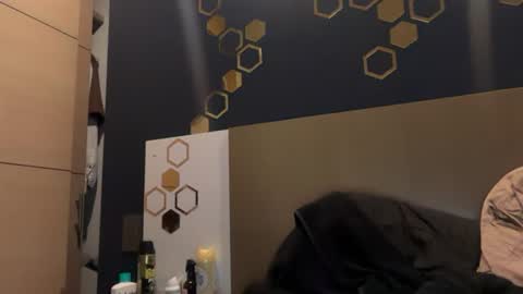 urbandick5 online show from 5, 8, 2026