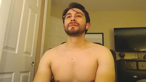 Snapshot of urbonbon_3 chatting on 16, 11, 2025 Love ur Marshmellow online show from 16, 11, 2025