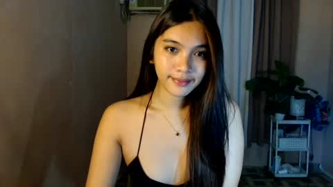 Snapshot of urdreamgirl_ chatting on 20, 7, 2026 Trixie online show from 20, 7, 2026