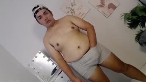 Snapshot of ure_fattytoy143 chatting on 22, 6, 2026 ure_fattytoy143 online show from 22, 6, 2026
