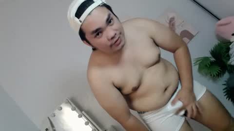 Snapshot of ure_fattytoy143 chatting on 2, 7, 2026 ure_fattytoy143 online show from 2, 7, 2026