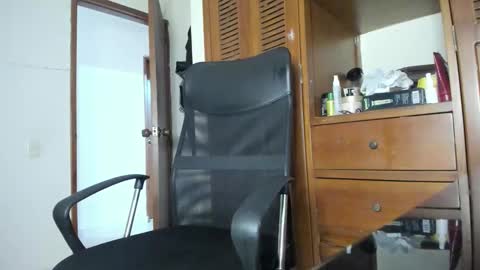 Andres  Jordi online show from 8, 3, 2026