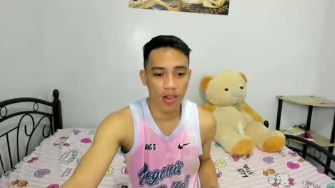 Snapshot of urfucker_vinz chatting on 25, 2, 2026 urfucker_vinz online show from 25, 2, 2026