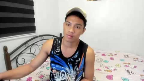 urfucker_vinz online show from 22, 6, 2026