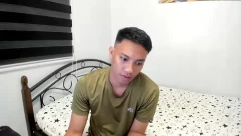 urfucker_vinz online show from 24, 6, 2026