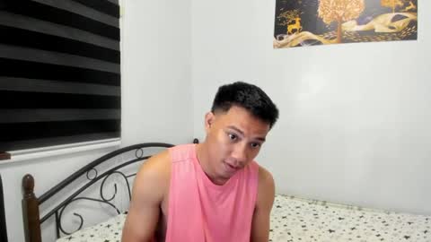 urfucker_vinz online show from 15, 7, 2026