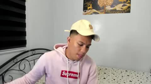 urfucker_vinz online show from 28, 7, 2026