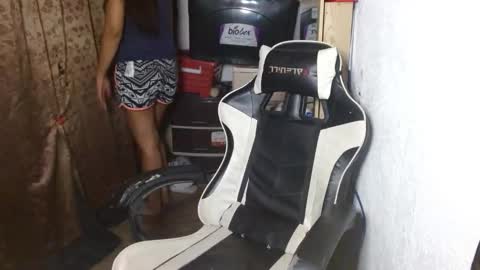 urfynestasian online show from 14, 3, 2026