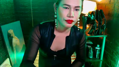 queen norelle online show from 1, 3, 2025