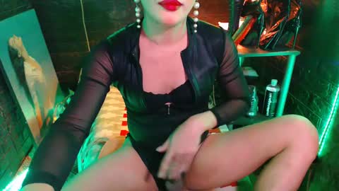 queen norelle online show from 9, 3, 2025