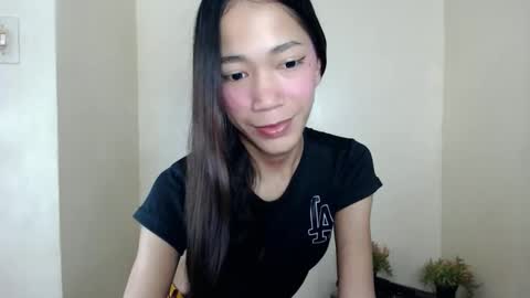 urhot_athena online show from 10, 10, 2025