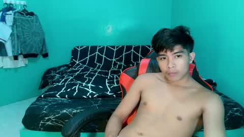 Snapshot of urhot_jeremyxx chatting on 10, 5, 2026 jeremy online show from 10, 5, 2026