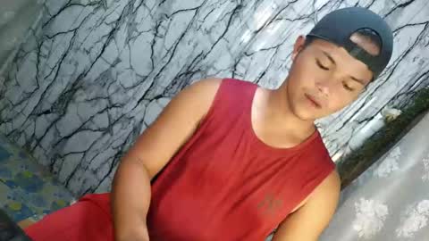 urhotfucker_eric online show from 27, 4, 2026