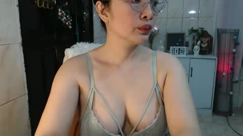 Snapshot of urhotmistress02 chatting on 16, 3, 2026 urhotmistress02 online show from 16, 3, 2026