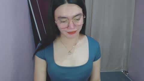 Katey online show from 10, 4, 2026
