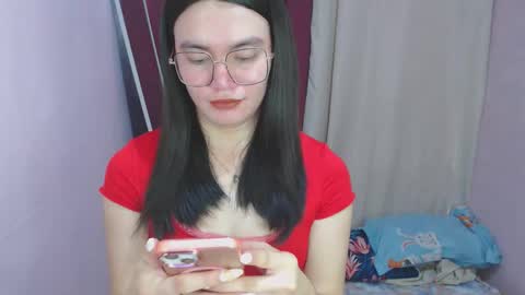 Katey online show from 15, 4, 2026