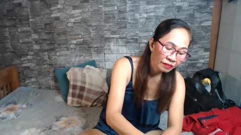 Snapshot of urhotvivian11 chatting on 13, 7, 2026 urhotvivian11 online show from 13, 7, 2026