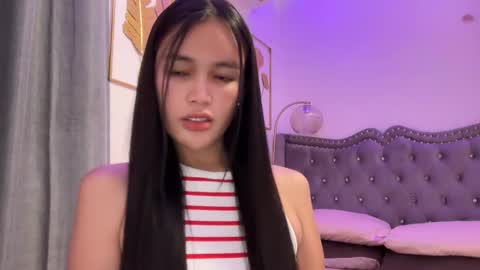 Snapshot of urkatiecookie chatting on 25, 10, 2025 Amira online show from 25, 10, 2025