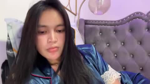 Amira online show from 7, 11, 2025