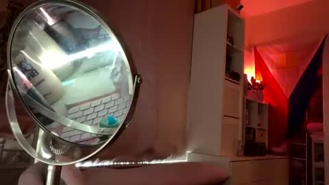 urlittlefilipina online show from 21, 11, 2025