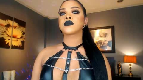 UrMajestyTyra online show from 16, 3, 2026