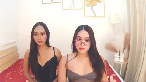 Snapshot of ursatisfactiongirl chatting on 20, 3, 2026 ursatisfactiongirl online show from 20, 3, 2026