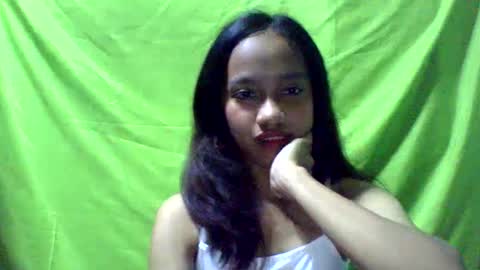 Snapshot of ursexydoll18 chatting on 13, 1, 2025 Darlyn room online show from 13, 1, 2025