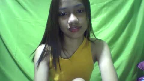 Snapshot of ursexydoll18 chatting on 17, 1, 2025 Darlyn room online show from 17, 1, 2025