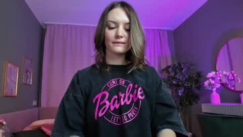 Snapshot of ursula_andresss chatting on 3, 2, 2026 Eva online show from 3, 2, 2026