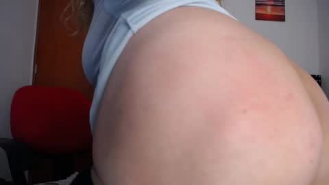 Eveling Blanco  online show from 8, 3, 2025