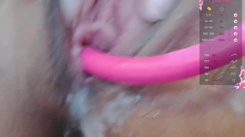 Snapshot of ursweetclassygirl chatting on 14, 1, 2025 Ursweetclassygirl online show from 14, 1, 2025