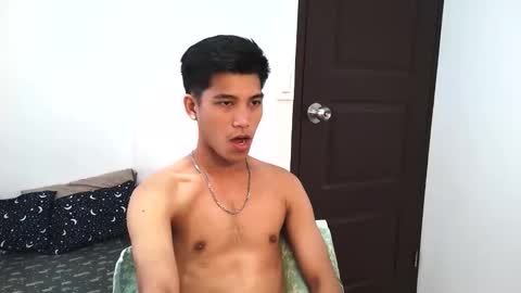 Snapshot of ursweetie_boy chatting on 18, 3, 2026 ursweetie_boy online show from 18, 3, 2026