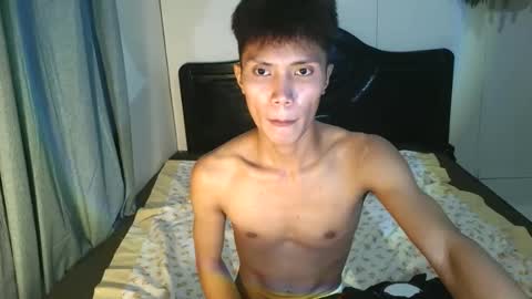 Snapshot of urtwink_jm chatting on 3, 4, 2026 mark online show from 3, 4, 2026