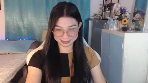 Ashley Kate Mateo Gray online show from 15, 3, 2026