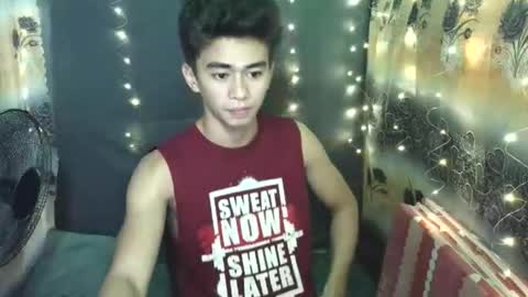 Snapshot of urwild_fuckerxx chatting on 21, 12, 2025 urwild_fuckerxx online show from 21, 12, 2025