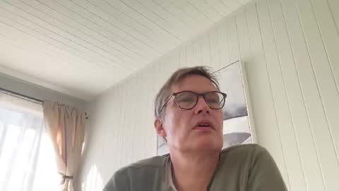 Snapshot of usablemale chatting on 2, 1, 2025 P online show from 2, 1, 2025