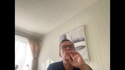 Snapshot of usablemale chatting on 1, 10, 2025 P online show from 1, 10, 2025