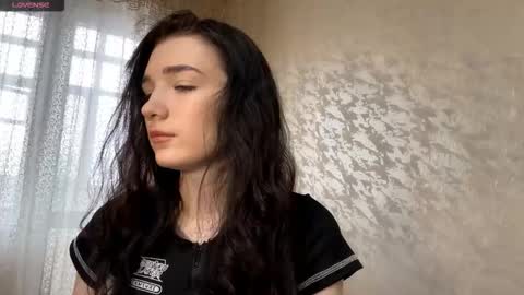 Lisi online show from 5, 3, 2026