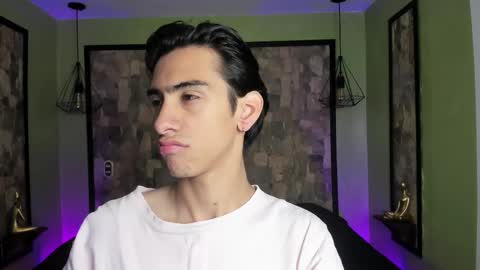 UYUKIE online show from 2, 10, 2025