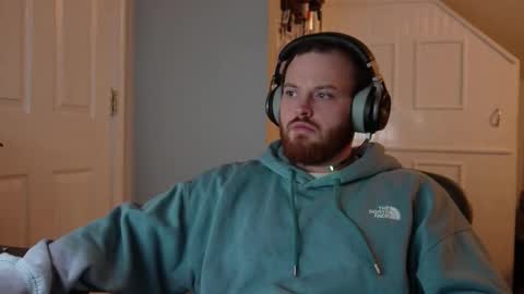 Snapshot of v_for_veng chatting on 2, 3, 2025 v_for_veng online show from 2, 3, 2025