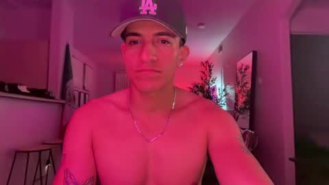 vaderpapi19 online show from 3, 2, 2026