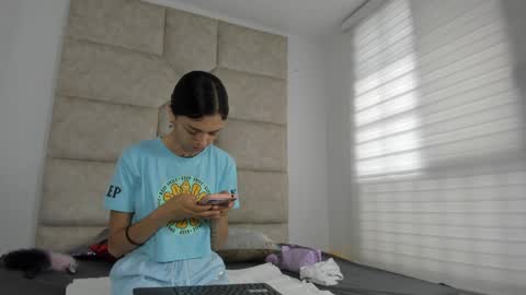 Snapshot of vaiolett_smith chatting on 25, 9, 2025 V A I O L E T T S M I T H online show from 25, 9, 2025