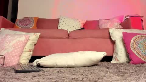 Snapshot of val_feetqueen chatting on 5, 2, 2026 Valeria online show from 5, 2, 2026